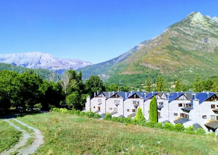 L06 - Casa Torres De Vallibierna - Villmor Casa de Férias *